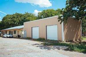 108 FM 1476 - Photo 9