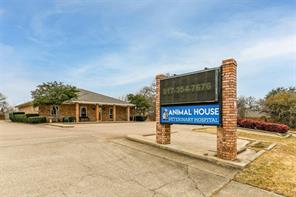 2500 Harwood Road - Photo 4