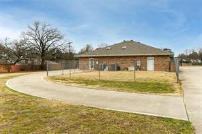 2500 Harwood Road - Photo 9