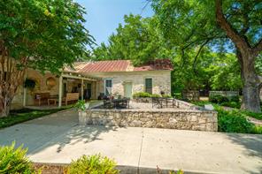 802 S Austin Street - Photo 4