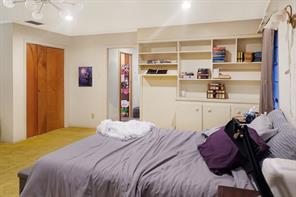 403 W Tarleton Street - Photo 10