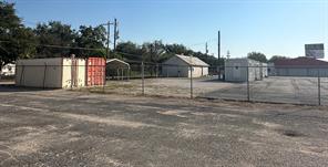 1112 W Main - Photo 3