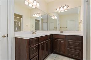 900 Queen Elizabeth Drive - Photo 13