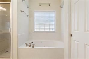 900 Queen Elizabeth Drive - Photo 15