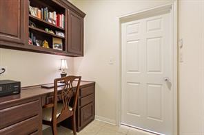 900 Queen Elizabeth Drive - Photo 19