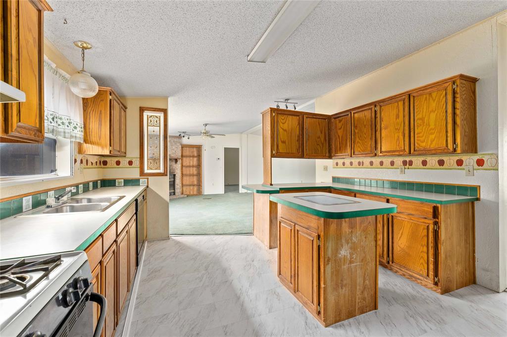 1500 Wildwood Drive - Photo 11