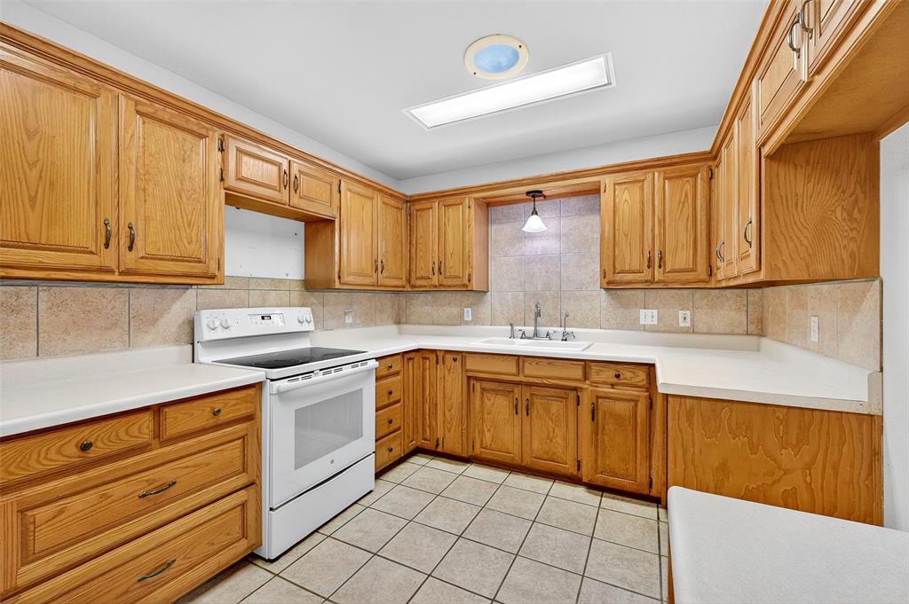 538 Lakewood Road - Photo 9