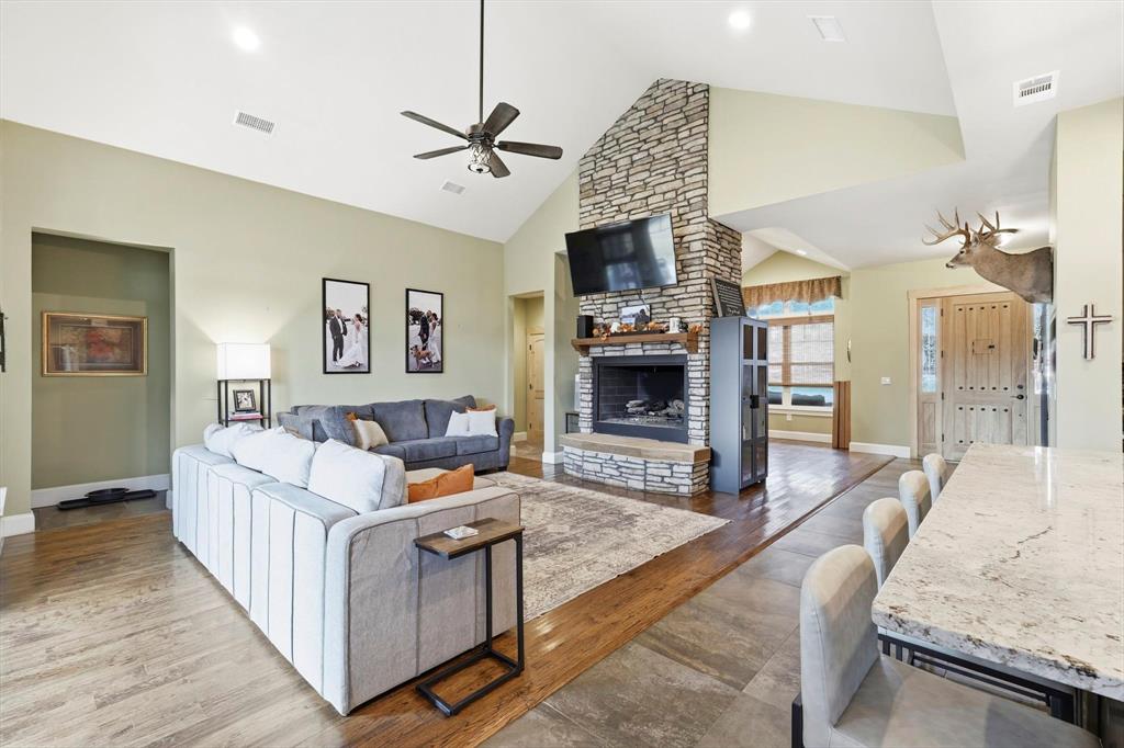 3300 Rigsby Lane - Photo 10