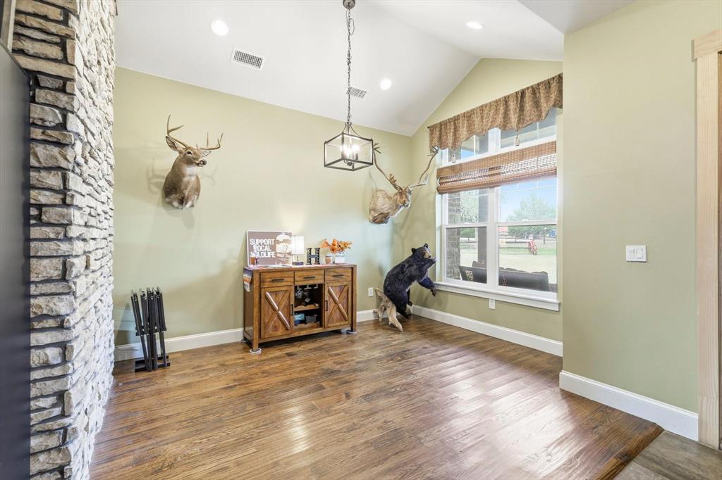 3300 Rigsby Lane - Photo 6