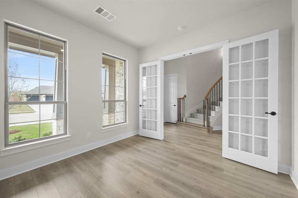 5401 Rowlan Row - Photo 8