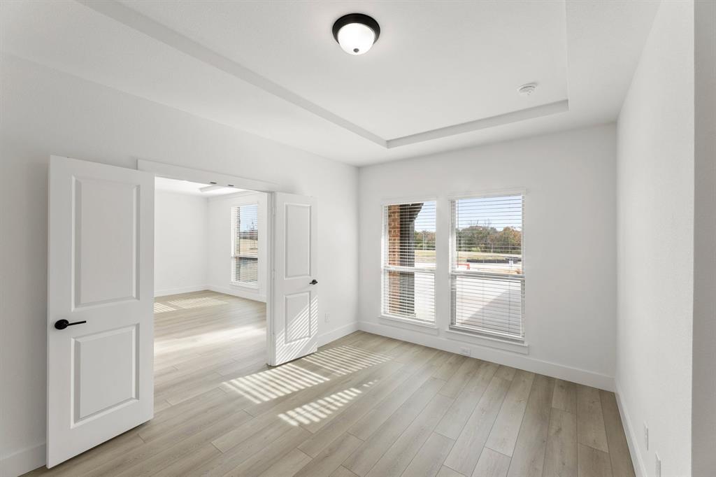 1107 Willow Lake Drive - Photo 4