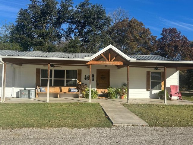 101 Twin Creek Road