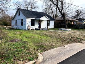 614 Beckworth Street - Photo 2