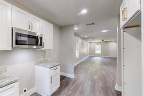 1500 W Collin Street - Photo 3