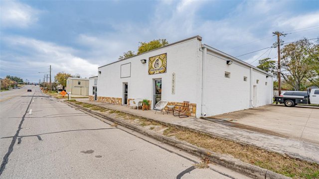 347 N Cherry Lane