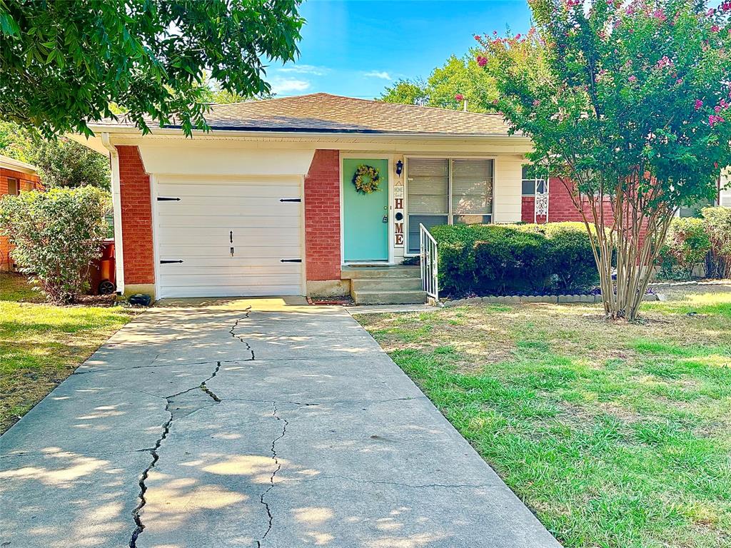 817 Laguna Drive - Photo 1