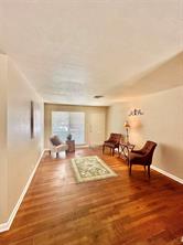817 Laguna Drive - Photo 5
