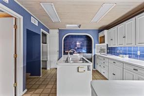 202 S Santa Fe Street - Photo 10