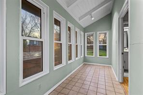 202 S Santa Fe Street - Photo 5