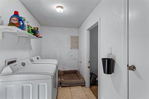 1429 W Torrey Street - Photo 14