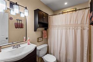 1429 W Torrey Street - Photo 24