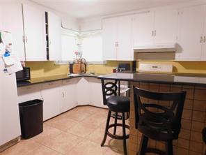 3601 Ryan Avenue - Photo 4
