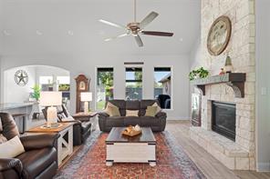1019 Anna Circle - Photo 4