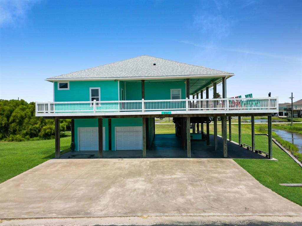 922 Palmridge Drive - Photo 1