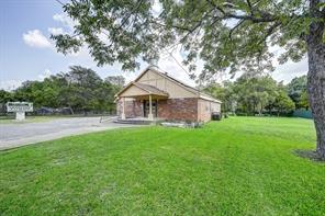1338 Hortense Avenue - Photo 3