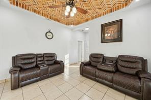 2903 MT VERNON Avenue - Photo 3
