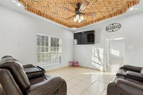 2903 MT VERNON Avenue - Photo 8