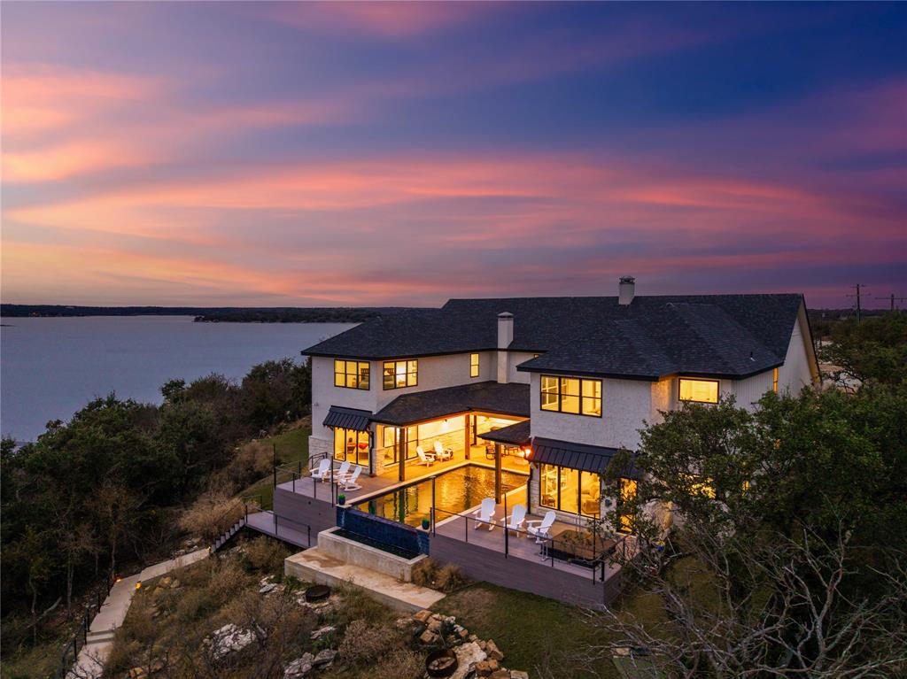 584 OAK POINT DRIVE Drive - Photo 1