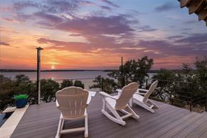 584 OAK POINT DRIVE Drive - Photo 8