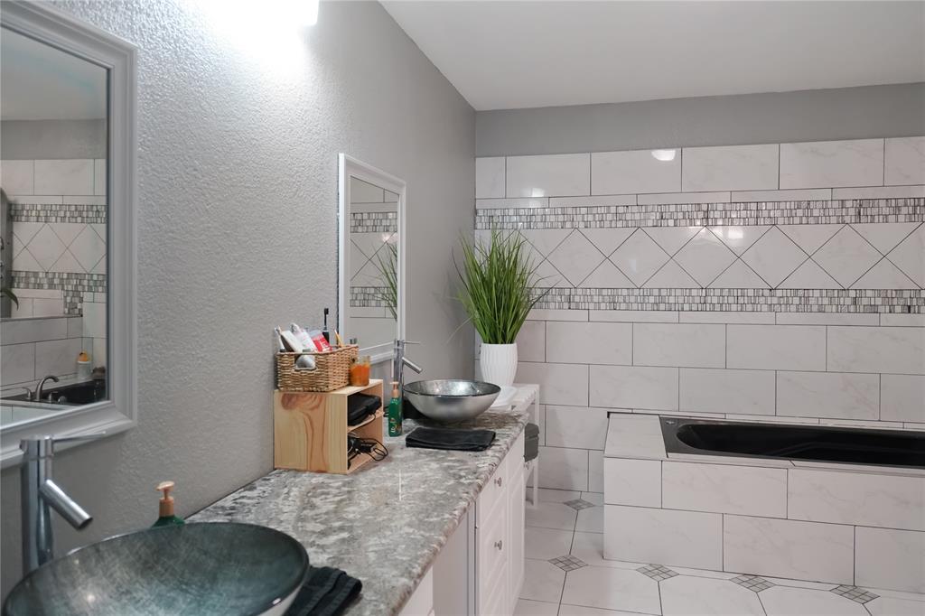 4470 County Road 2208 - Photo 19