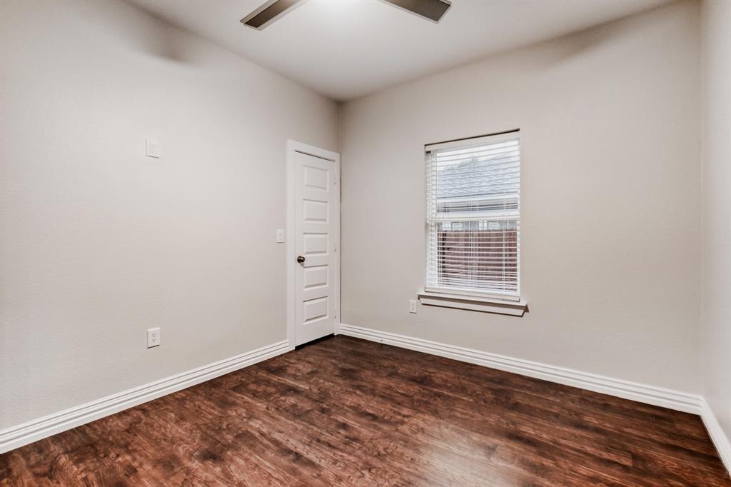 713 S Willomet Avenue - Photo 17