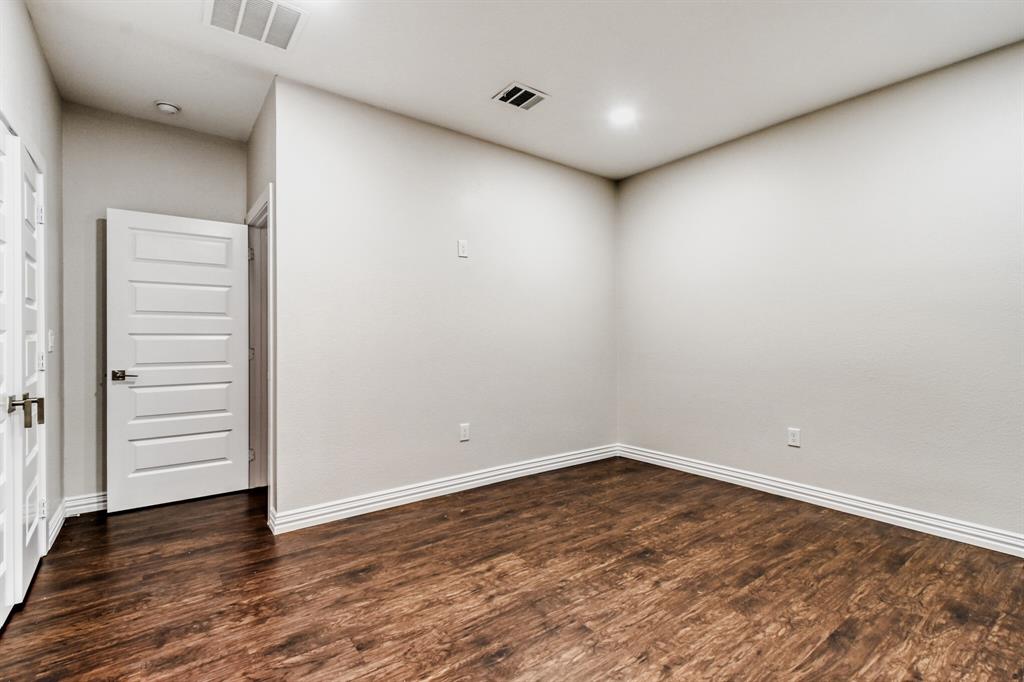 713 S Willomet Avenue - Photo 22