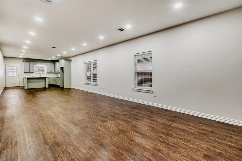 713 S Willomet Avenue - Photo 9