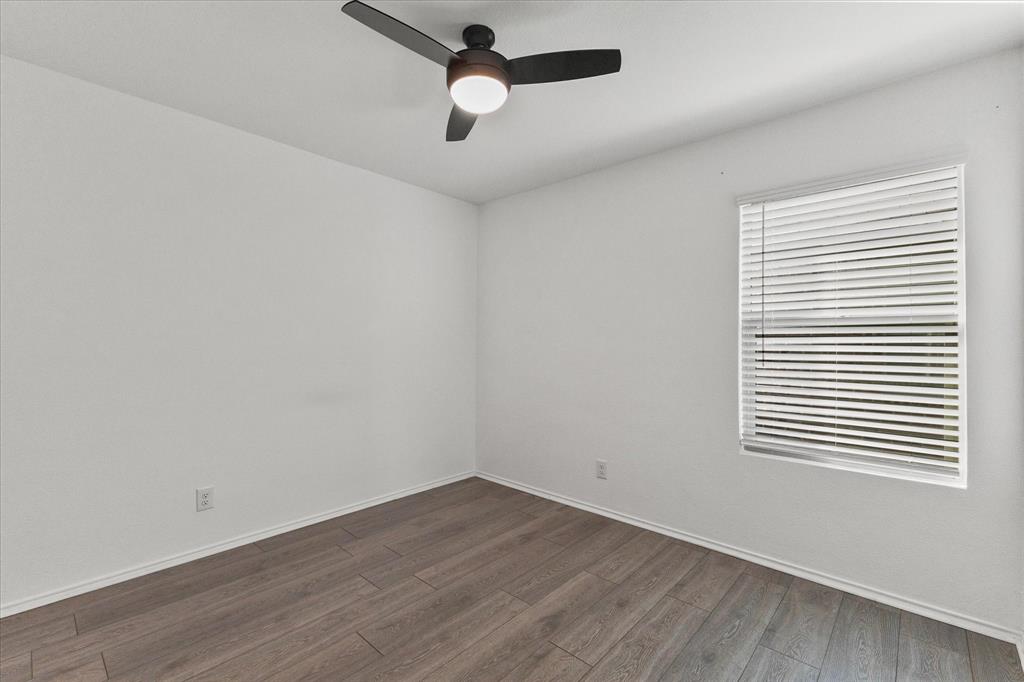 1937 Aves Glen Lane - Photo 17