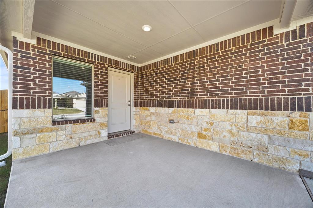 1937 Aves Glen Lane - Photo 3