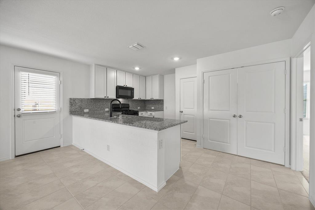 1937 Aves Glen Lane - Photo 7