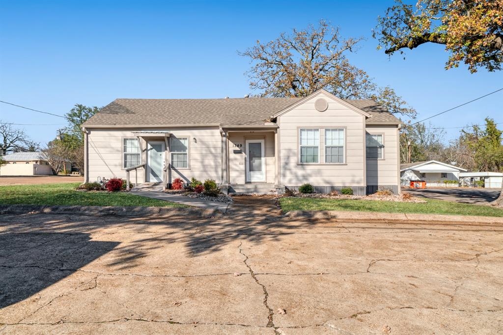 1249 Lamar Avenue - Photo 1
