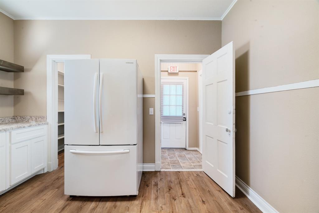 1249 Lamar Avenue - Photo 15