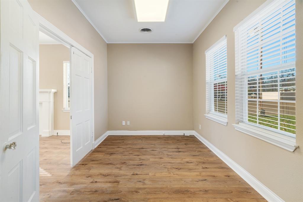 1249 Lamar Avenue - Photo 20