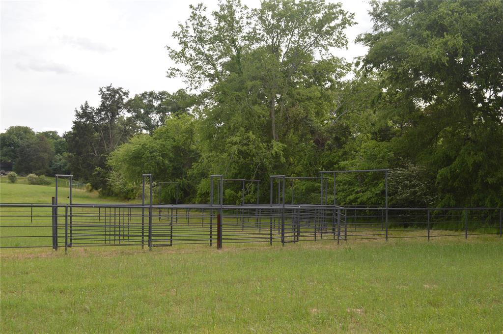 1765 Crabapple - Photo 30