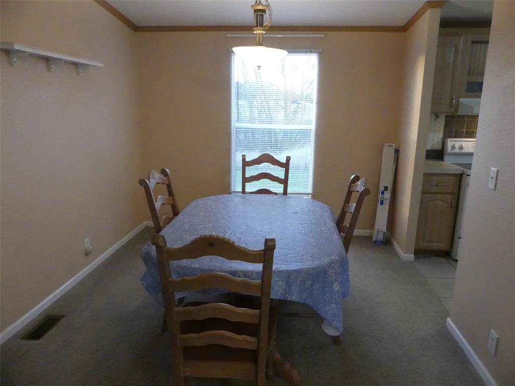 422 Hutchinson Street - Photo 18