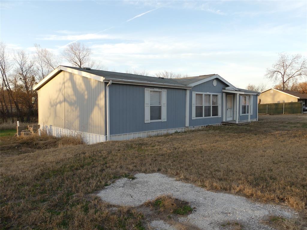 422 Hutchinson Street - Photo 7
