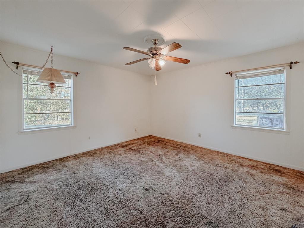 15410 E State Highway 31 - Photo 8