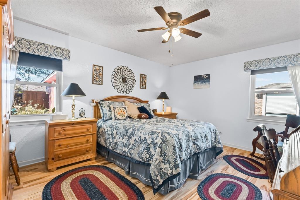 1115 36th Street NE - Photo 15