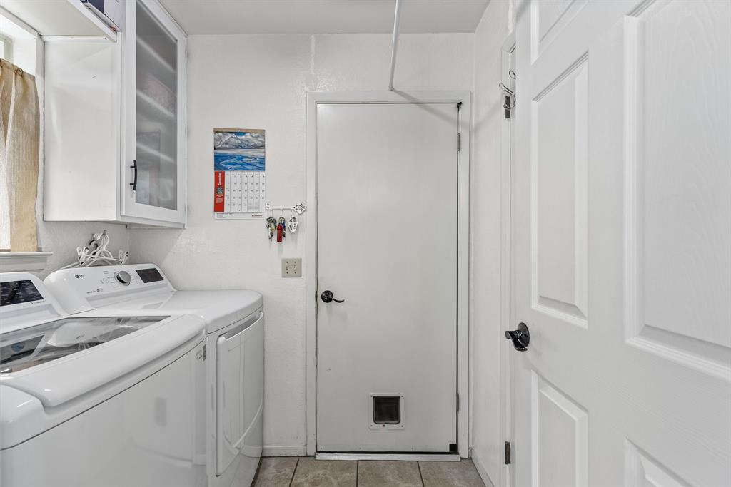 1115 36th Street NE - Photo 24