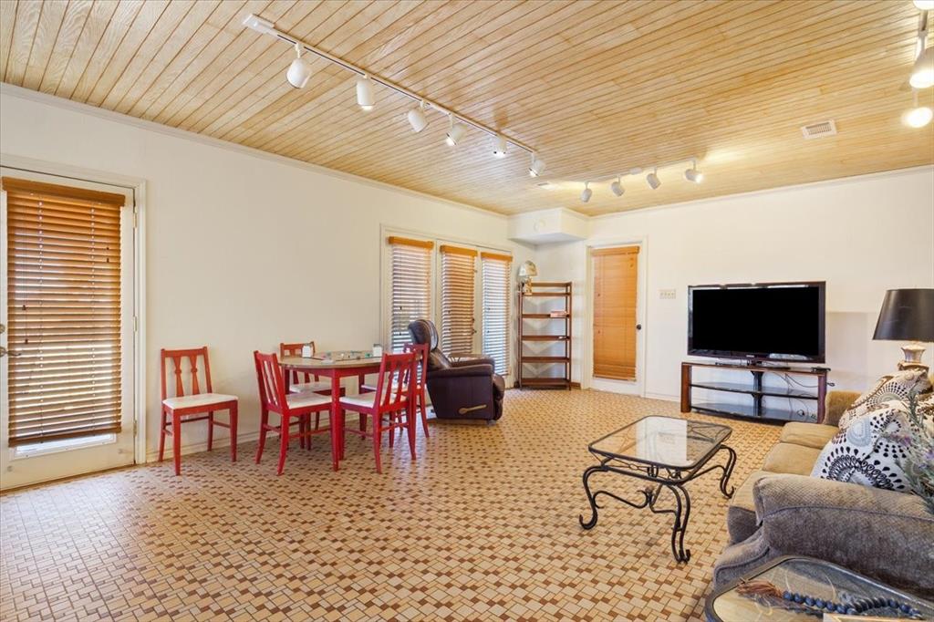 321 County Road 1630 - Photo 15